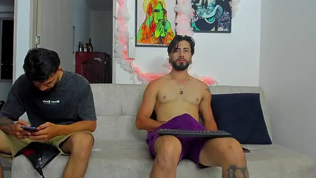 heteros curious online show from March 3, 11:54 pm