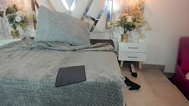 Mysterius Woman online show from February 16, 12:56 pm