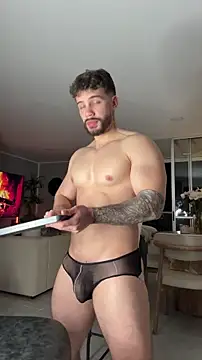 Snapshot of Valenthino_Salvatore chatting on March 6, 3:14 am Valenthino Salvatore online show from March 6, 3:14 am