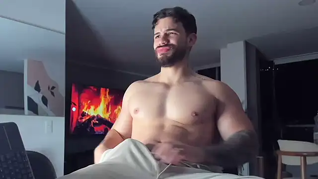 Snapshot of Valenthino_Salvatore chatting on April 10, 3:34 am Valenthino Salvatore online show from April 10, 3:34 am