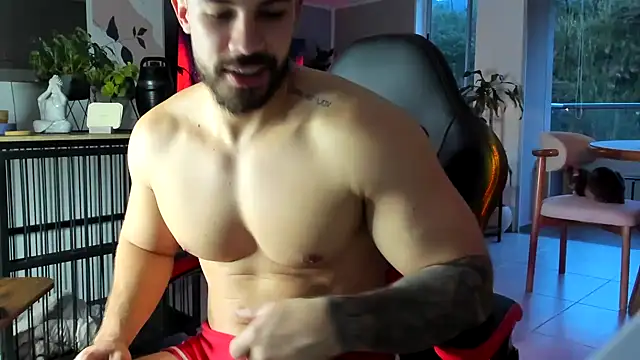 Snapshot of Valenthino_Salvatore chatting on June 18, 11:20 pm Valenthino Salvatore online show from June 18, 11:20 pm