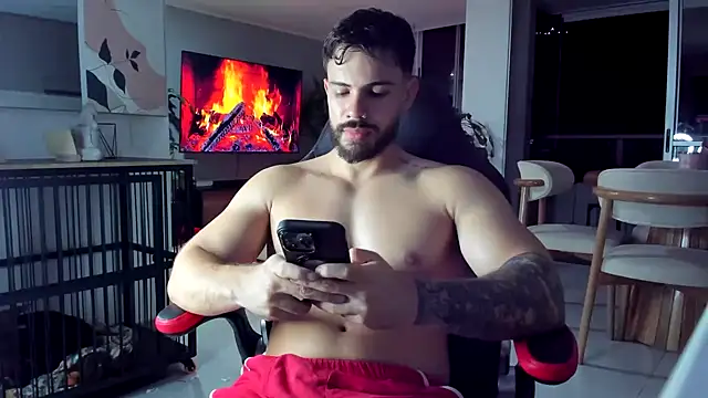 Snapshot of Valenthino_Salvatore chatting on July 5, 11:56 pm Valenthino Salvatore online show from July 5, 11:56 pm