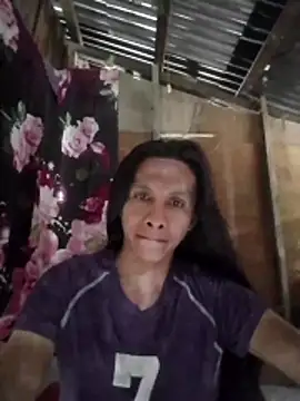 lovelycarla32 online show from December 15, 3:00 am