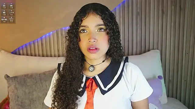 Snapshot of EloiseSweetxx chatting on March 3, 12:33 pm EloiseSweetxx online show from March 3, 12:33 pm