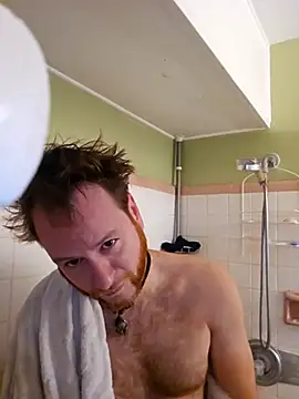 Snapshot of PinellasPlay chatting on December 16, 11:21 pm PinellasPlay online show from December 16, 11:21 pm