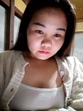 Snapshot of One-two22 chatting on November 27, 10:12 pm One-two22 online show from November 27, 10:12 pm