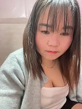 One-two22 online show from February 2, 12:59 pm