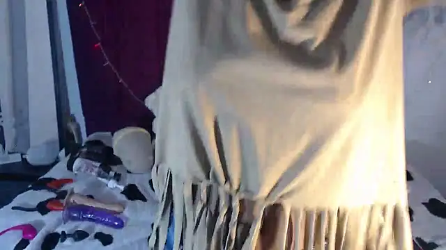 Tinyy Star online show from January 9, 3:42 am