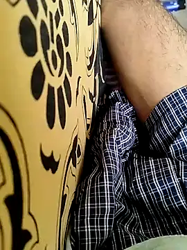 Snapshot of TheVirgin_Guy chatting on December 1, 7:46 am TheVirgin Guy online show from December 1, 7:46 am