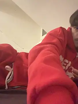 vicoo077 online show from March 6, 8:05 pm