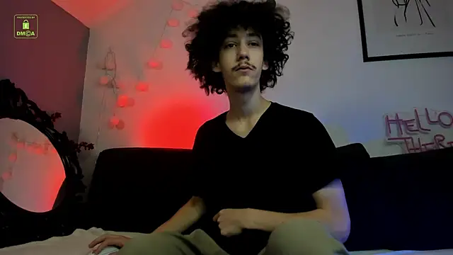 Dilan Wolfe online show from December 14, 10:25 pm