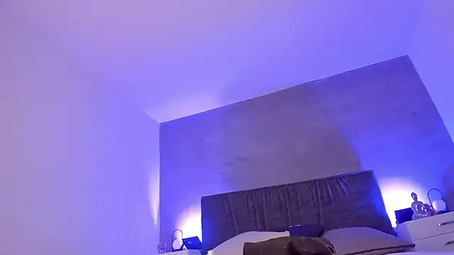 Snapshot of alejandrarojas_ chatting on January 8, 12:29 pm alejandrarojas online show from January 8, 12:29 pm