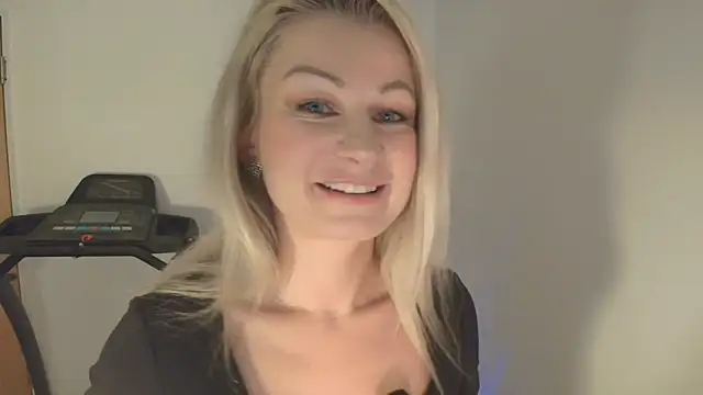 Sweet Eira online show from January 18, 4:00 pm