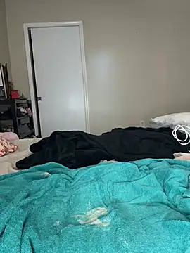 Kiki hammyy online show from February 4, 6:25 pm