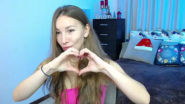 Snapshot of Brandy_Gem chatting on December 22, 7:38 am Brandy Gem online show from December 22, 7:38 am