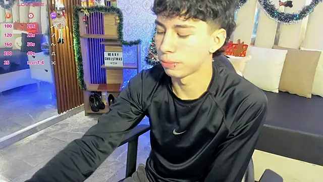 kaelwolf tay online show from December 18, 7:09 pm