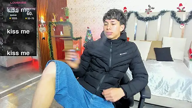 kaelwolf tay online show from January 9, 7:26 pm