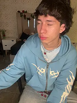 kaelwolf tay online show from April 5, 11:29 am