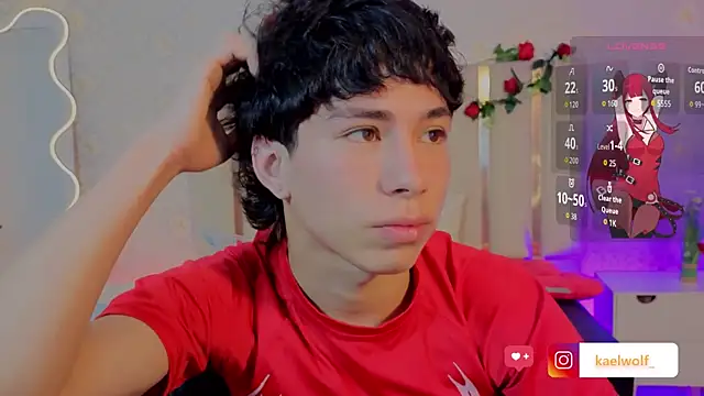 kaelwolf tay online show from April 8, 7:14 pm