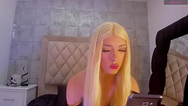 DeboraCopper online show from February 24, 10:30 pm