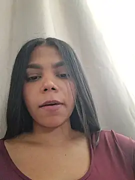 Snapshot of Mia_Rosex chatting on February 17, 5:41 pm Mia Rosex online show from February 17, 5:41 pm