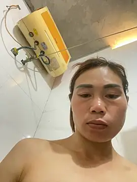 meganmeo online show from April 9, 5:51 am