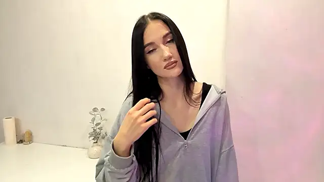 Beautyofnlka online show from November 24, 1:00 pm