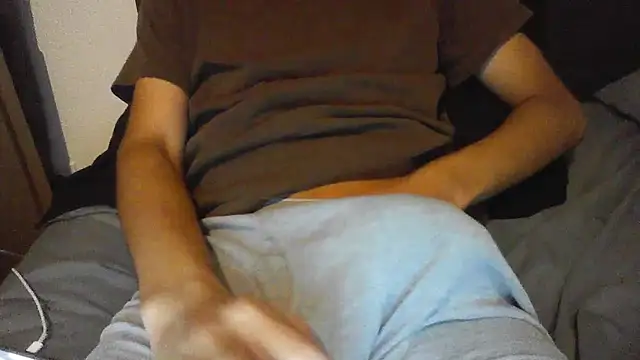 latinman7944 online show from July 7, 6:47 am