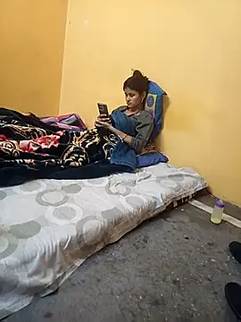 Snapshot of supreiya chatting on November 30, 8:02 pm supreiya online show from November 30, 8:02 pm