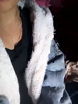 Snapshot of beba1100 chatting on November 24, 1:11 pm beba1100 online show from November 24, 1:11 pm