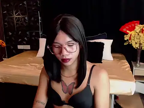 TransGoddessSofia online show from January 14, 9:48 am