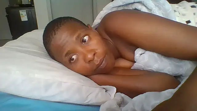 SexyCurves9 online show from March 31, 7:53 am