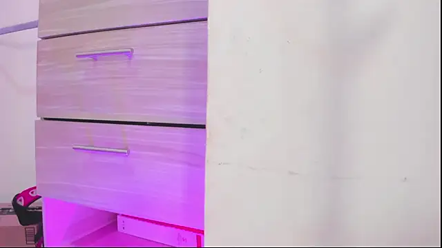 Miss JulietaShadow online show from December 1, 8:25 pm