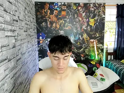 Snapshot of jay_orange chatting on February 12, 8:04 pm jay orange online show from February 12, 8:04 pm