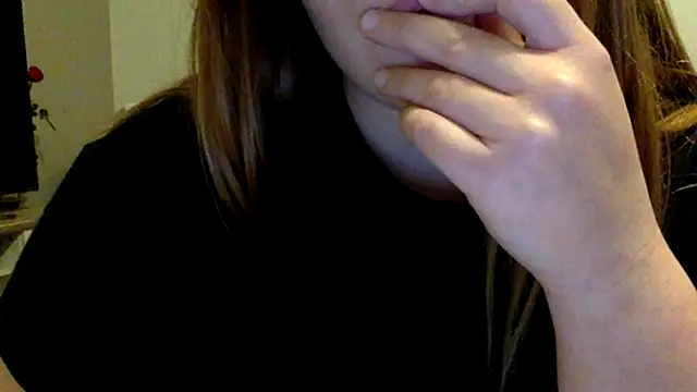 Snapshot of Blue-Coxy chatting on November 25, 6:19 pm Blue-Coxy online show from November 25, 6:19 pm