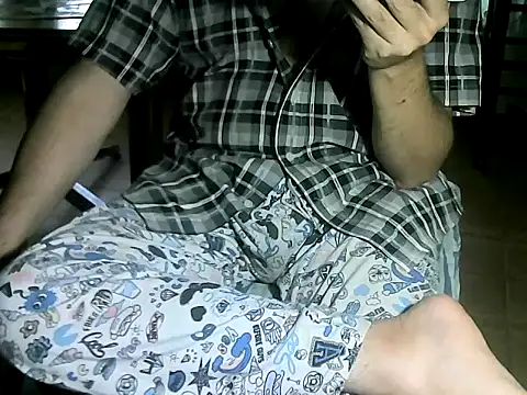 Snapshot of OreCam chatting on February 24, 7:23 pm OreCam online show from February 24, 7:23 pm