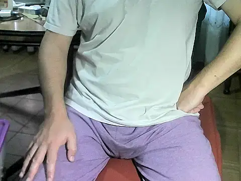 Snapshot of OreCam chatting on March 2, 8:26 pm OreCam online show from March 2, 8:26 pm