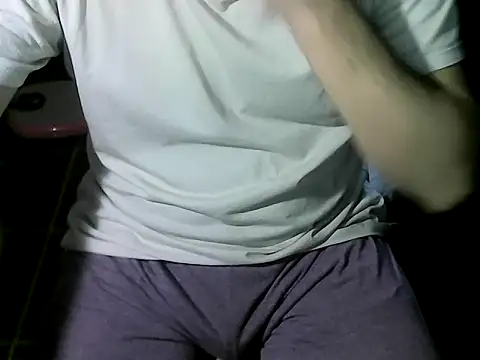 Snapshot of OreCam chatting on July 16, 5:41 pm OreCam online show from July 16, 5:41 pm