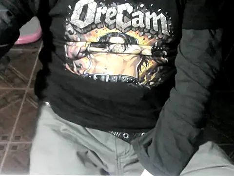 Snapshot of OreCam chatting on July 21, 4:59 am OreCam online show from July 21, 4:59 am