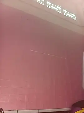 Snapshot of Lin-kute98 chatting on January 8, 3:42 am Lin-kute98 online show from January 8, 3:42 am