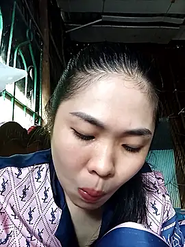 Snapshot of Lin-kute98 chatting on January 14, 1:44 am Lin-kute98 online show from January 14, 1:44 am