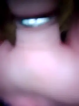 LianLaz online show from December 2, 7:36 am