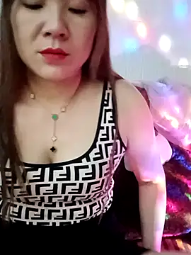 Lily-ross22 online show from February 27, 4:29 pm