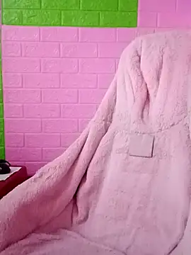 Lily-ross22 online show from March 2, 2:03 am