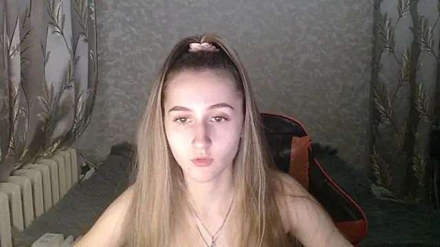 Ave Costly online show from December 14, 2:55 pm