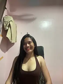 Snapshot of wet_princess69x chatting on July 15, 4:12 pm wet princess69x online show from July 15, 4:12 pm