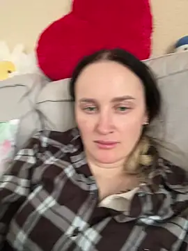 TomilaSi online show from February 5, 10:42 am