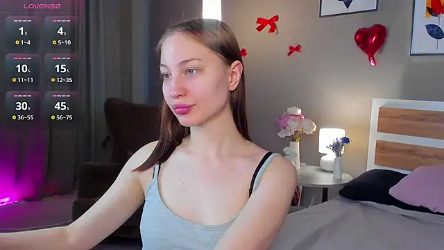 lally cute online show from February 18, 11:50 am