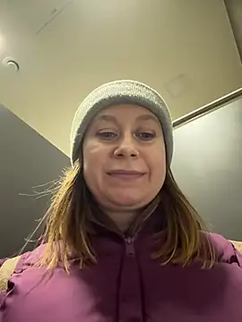 Brooke lover online show from March 14, 6:52 am