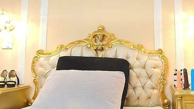 HallieStone online show from March 20, 12:21 pm